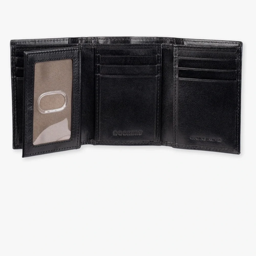 Dockers Classic Black Leather Wallet with RFID Block